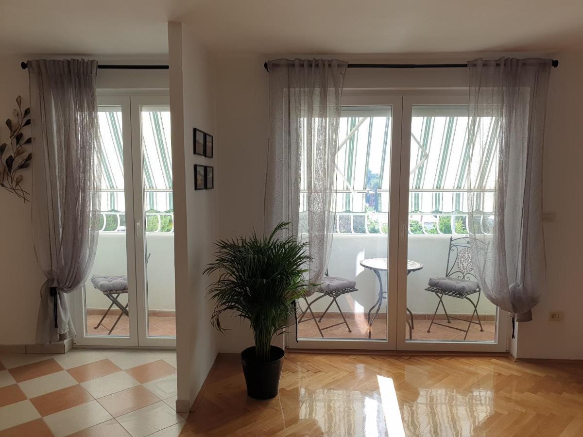 Apartment Maeistro By Privileggio Residence Rovinj Exterior photo